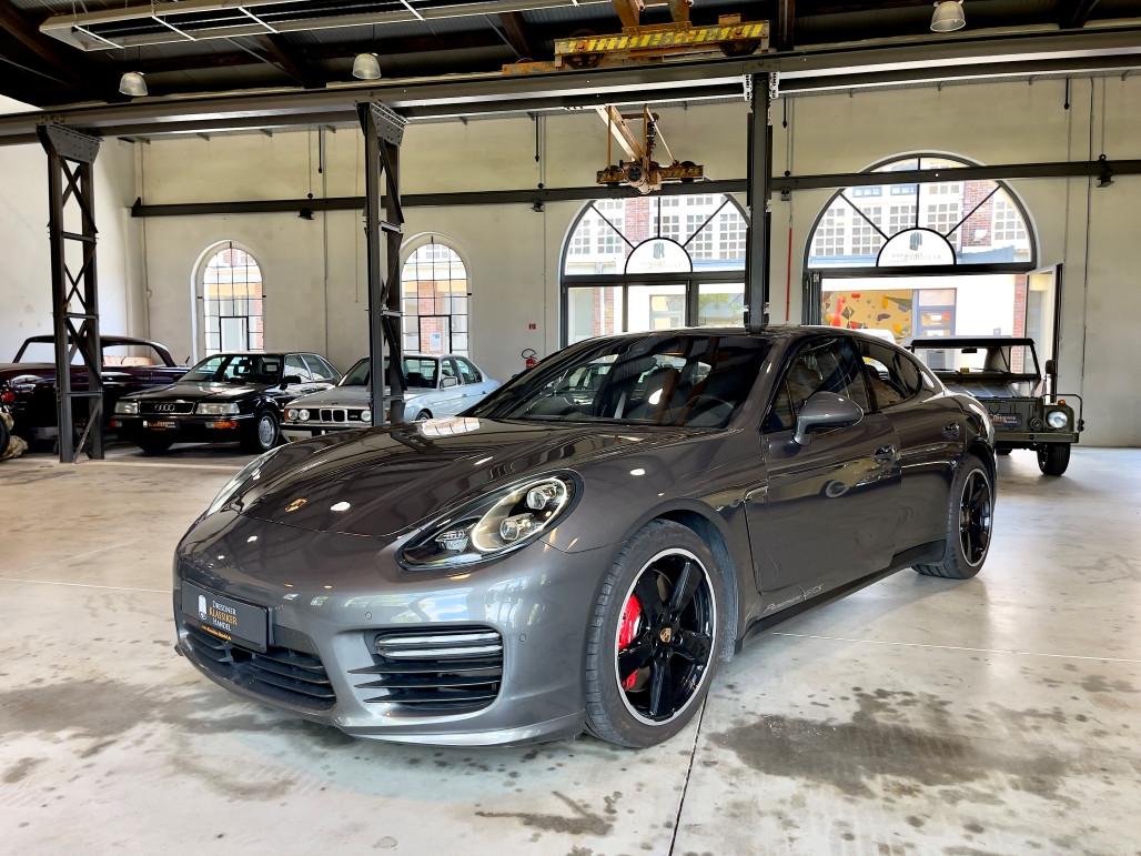 Porsche Panamera GTS, LED, Top