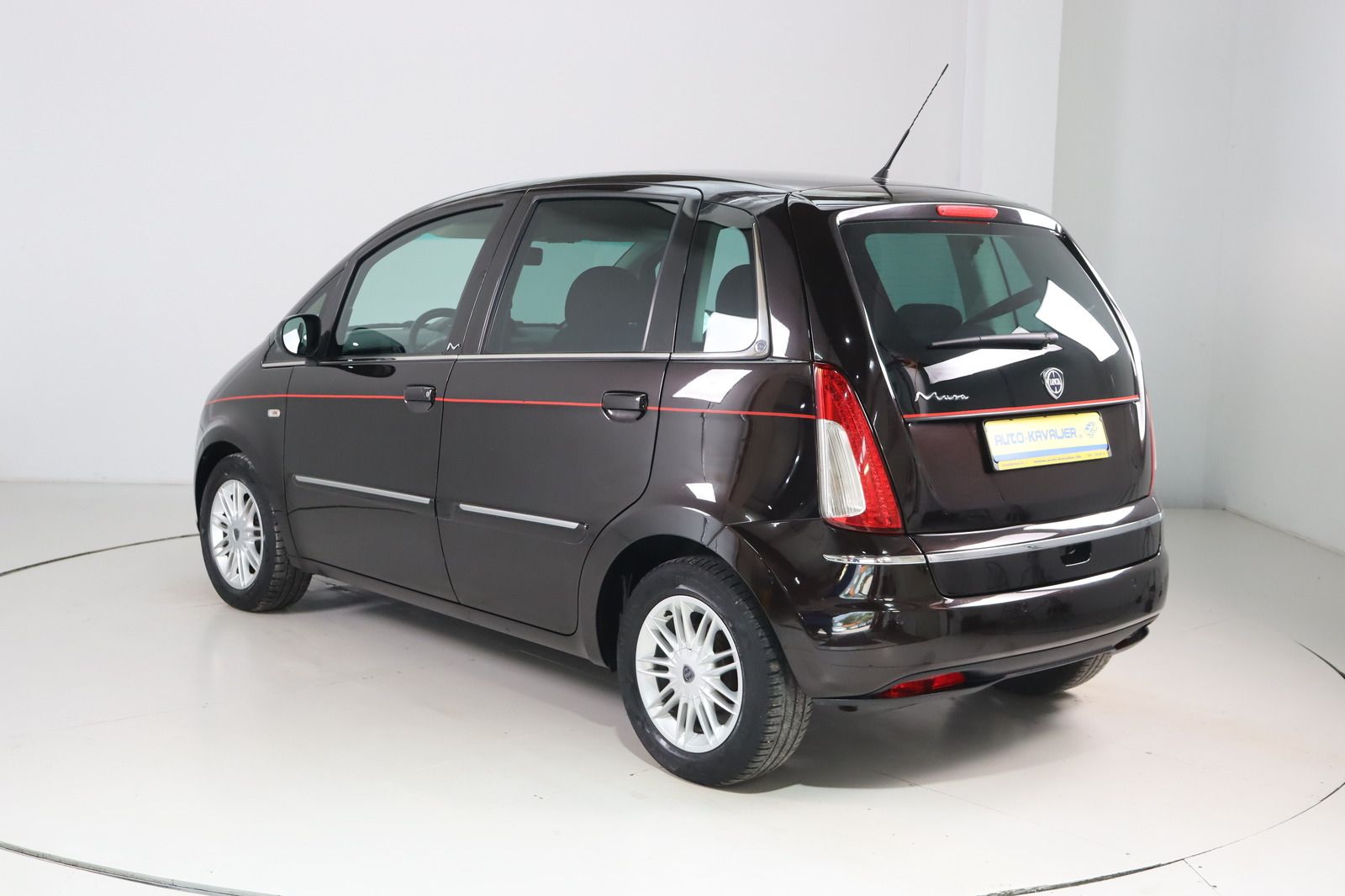 Fahrzeugabbildung Lancia Musa oRo 1.4 16V Edizione