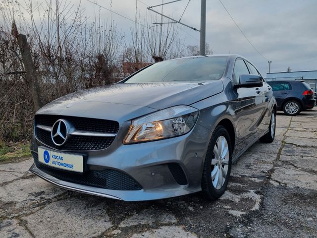 Mercedes-Benz A 180*BlueEf*NAVI*Automati*Styl*Totwi*PTS*SH*TEM