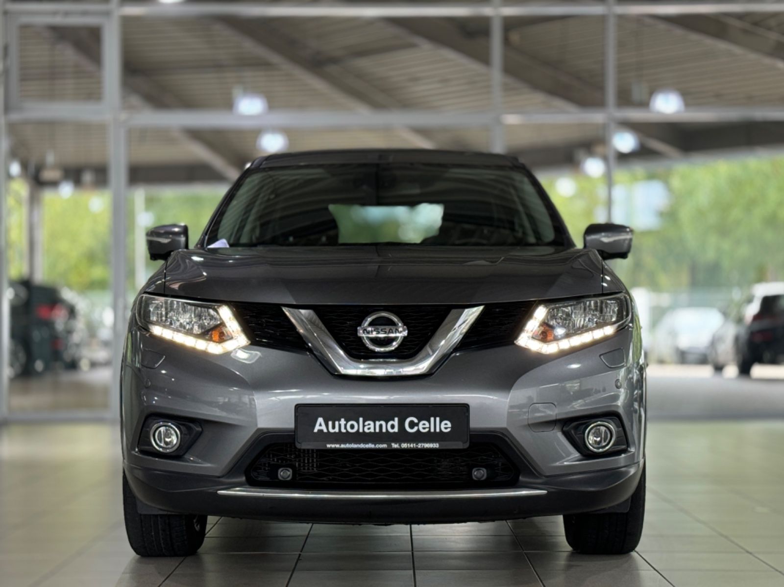 Fahrzeugabbildung Nissan X-Trail Acenta Panorama PDC Navi AHK 7Sitz Stzhz