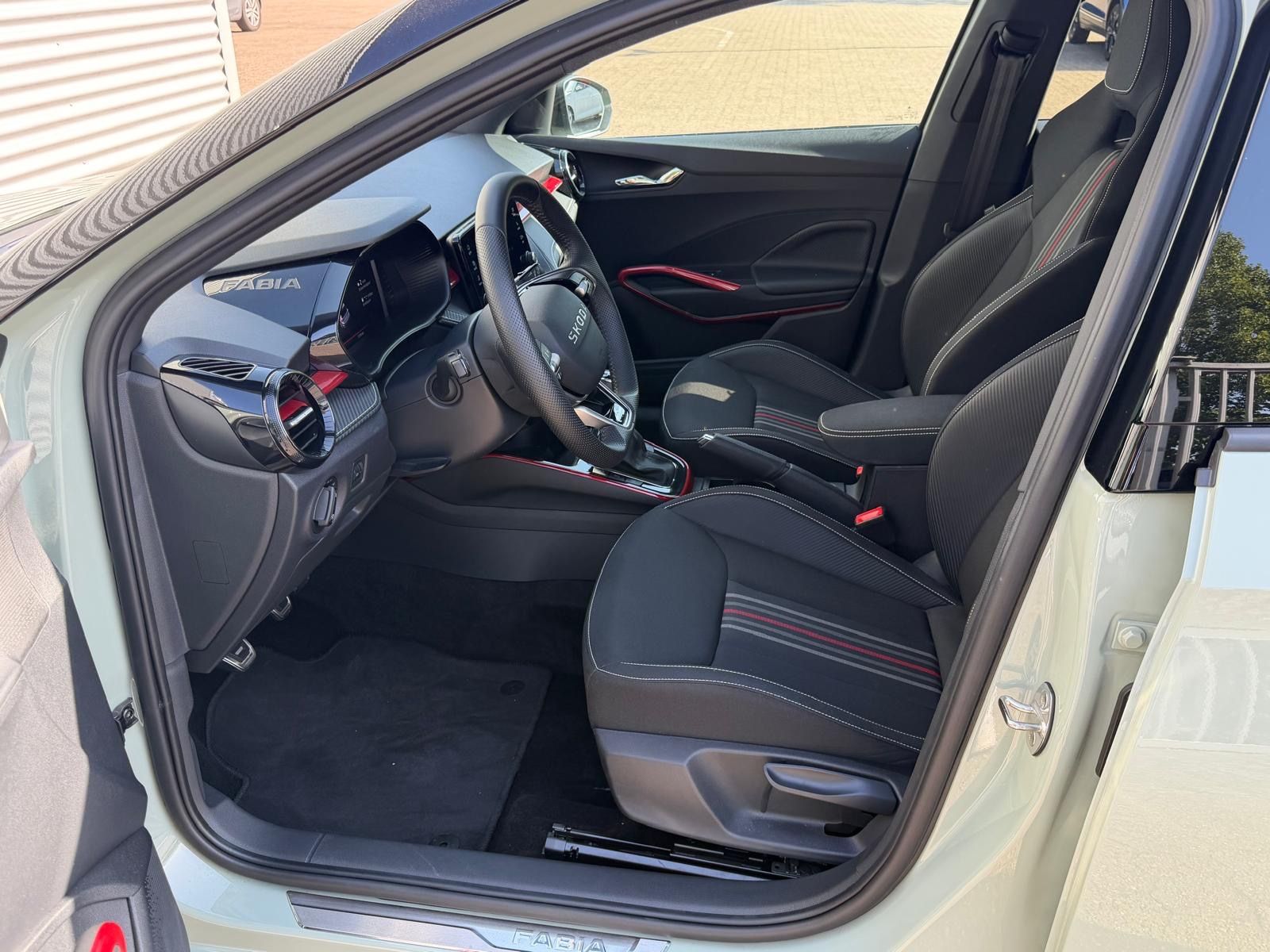 Fahrzeugabbildung SKODA Fabia 1.0 TSI Monte Carlo