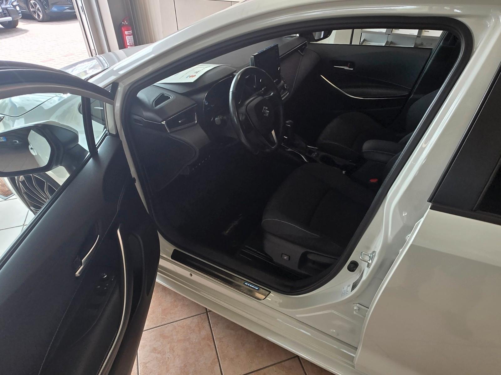 Suzuki Swace 1.8 Hybrid Autom Comfort+, LED, Sportpaket