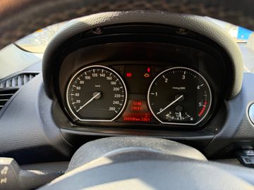 BMW 120d*NAVI*TEMPOMAT*
