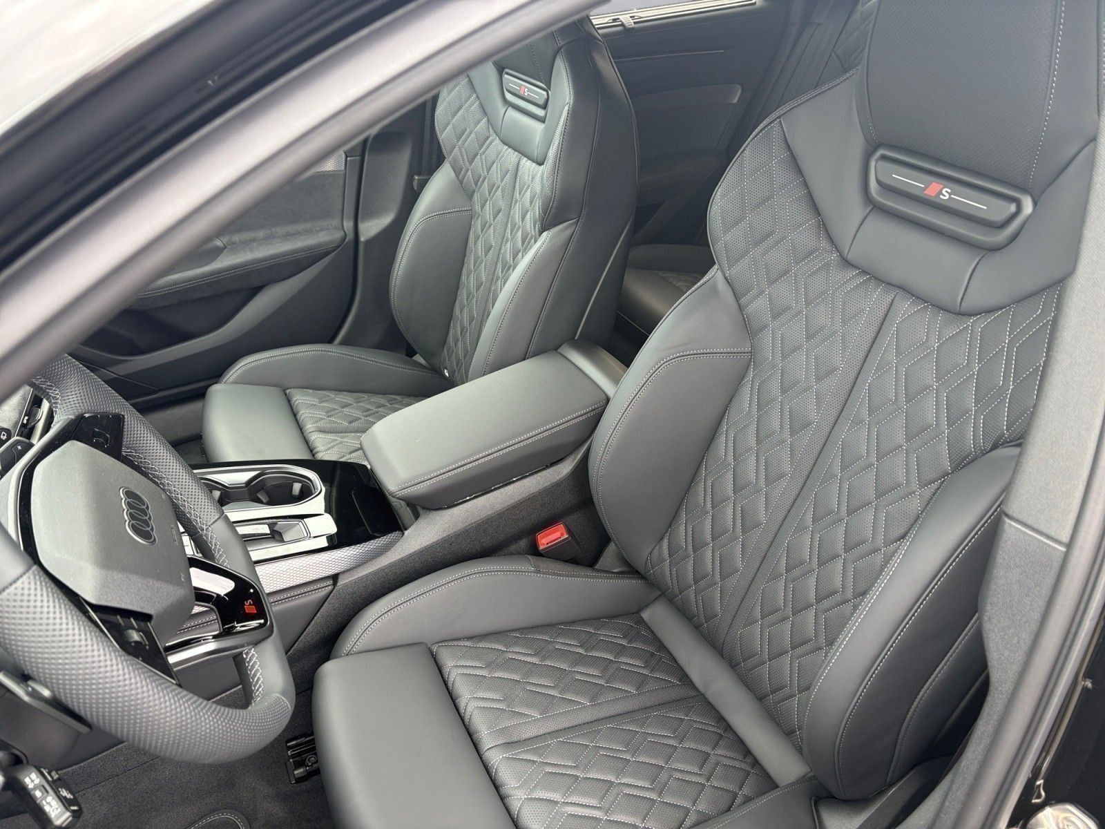 Audi A6 - Bild 6