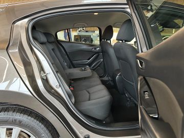 MYAUTOCENTER – Gebraucht- und Jahreswagen mit Werkstattservice in Pfaffenhofen Mazda 3 Lim. Exclusive-Line *LED*PDC*Klima*