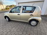 Daihatsu Sirion 1,0  sparsamer kleine Stadtflitzer - : Kleine