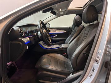Mercedes E 220 - 11