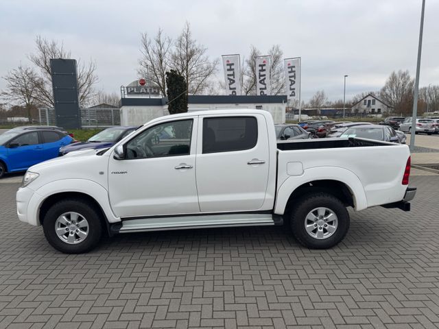 Toyota Hilux  Double Cab Sol 4×4