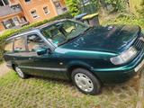Volkswagen Passat 35 i Pacific graue Ausstattung HiFi... - Volkswagen Passat aus 1996: Kombi