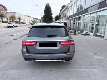 Mercedes E 300 - 5