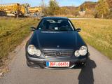 Mercedes-Benz Sportcoupe C 220 CDI 1.Hand-Klima-Shz-Schalter - Mercedes-Benz C 220: Cdi Sport