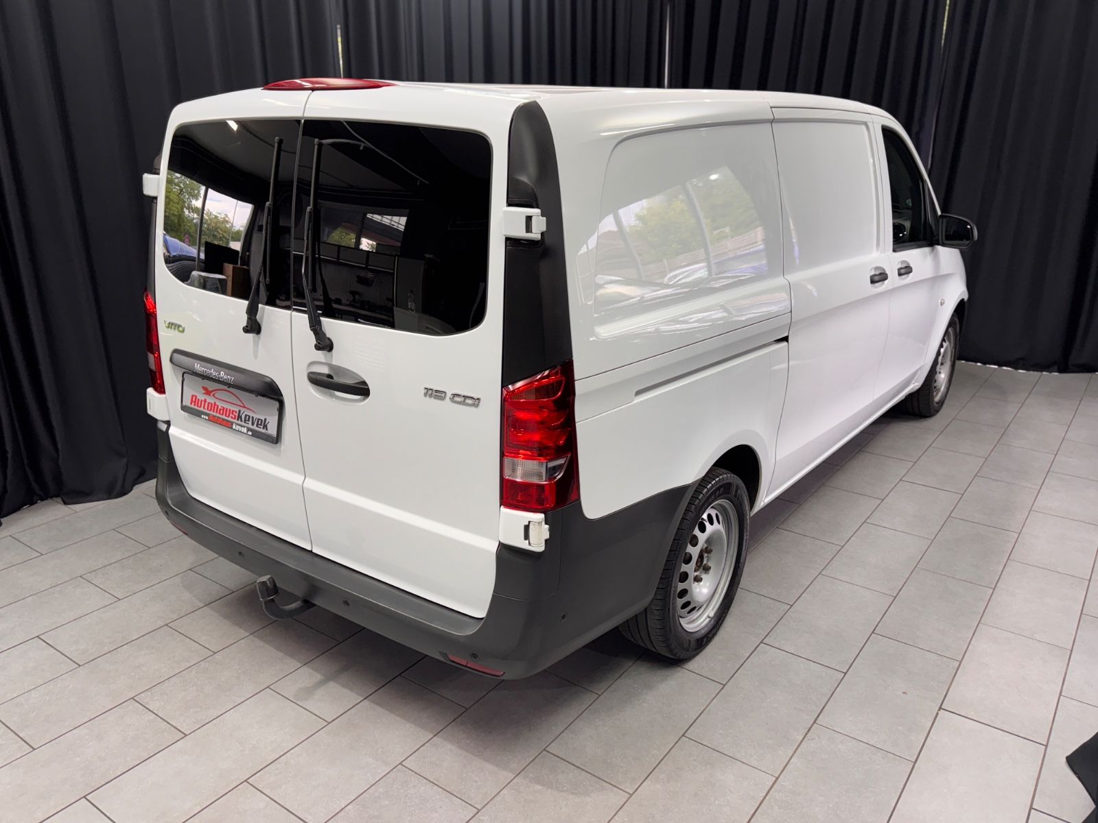 Fahrzeugabbildung Mercedes-Benz Vito Kasten 119 CDI/BT lang|AUTOMATIK|NAVI|AHK