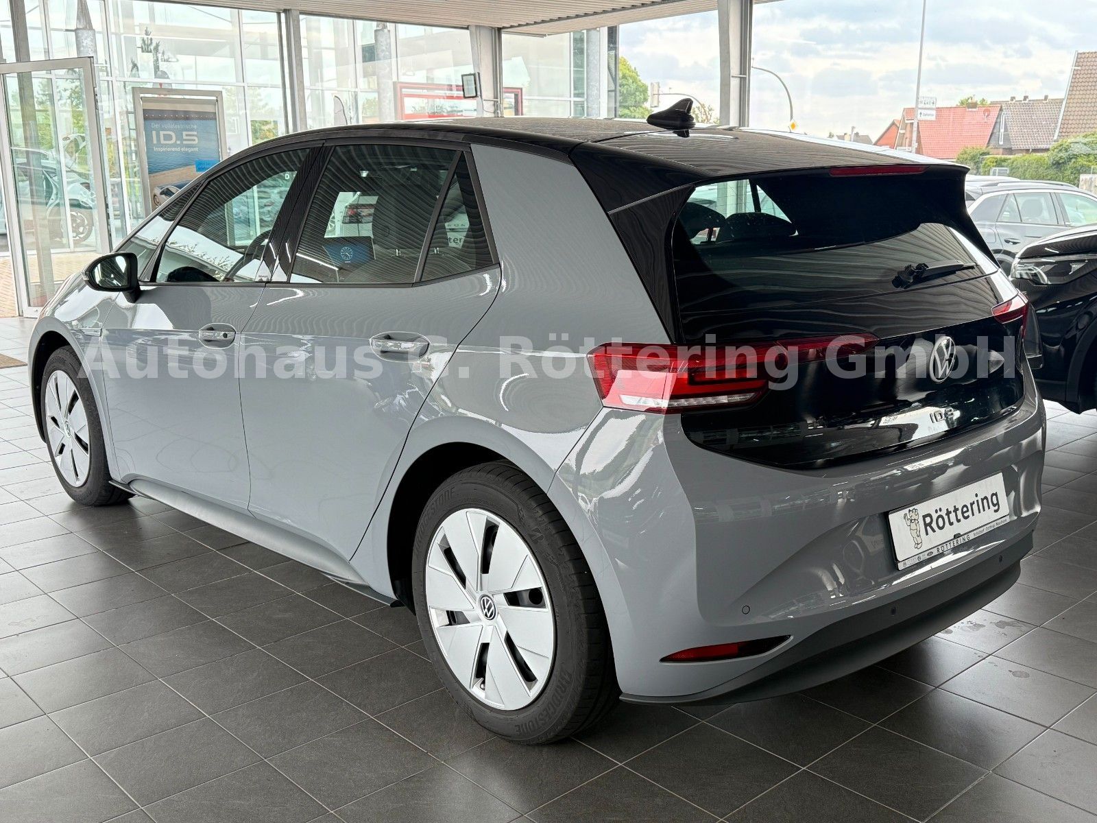 Fahrzeugabbildung Volkswagen ID.3 Pro Life 62kWh +LED +BT +SOH92% +SHZ +Navi