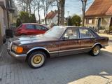 Mercedes-Benz Mercedes W126. 380SE - gebrauchte Mercedes-Benz 380 aus dem Jahr 1982