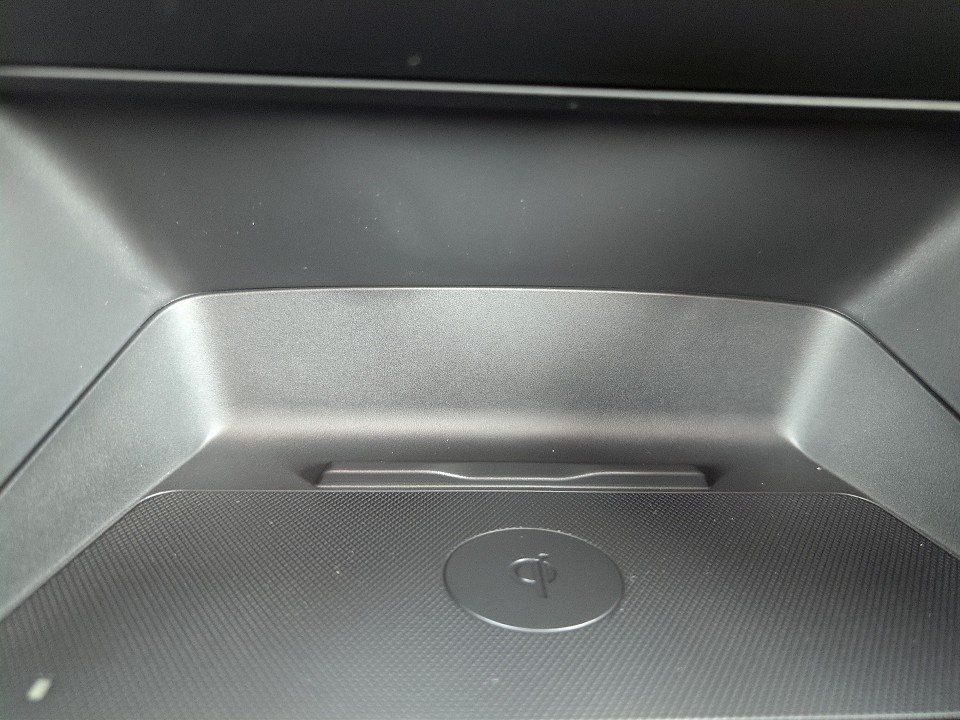 Fahrzeugabbildung Mazda 3 2.5L eSKY-G AT HOMURA NAV+360+HUD+MATRIX+SHZ++