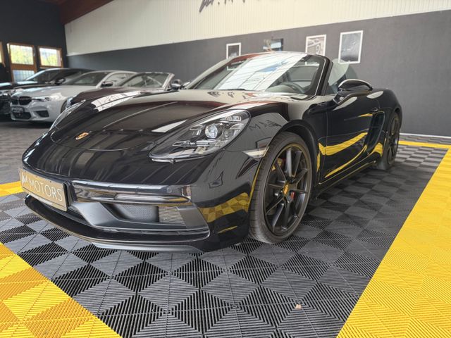 PORSCHE 718 Boxster/GTS 4.0/APPROV/GTS PAKET/BOSE/SP.CHR