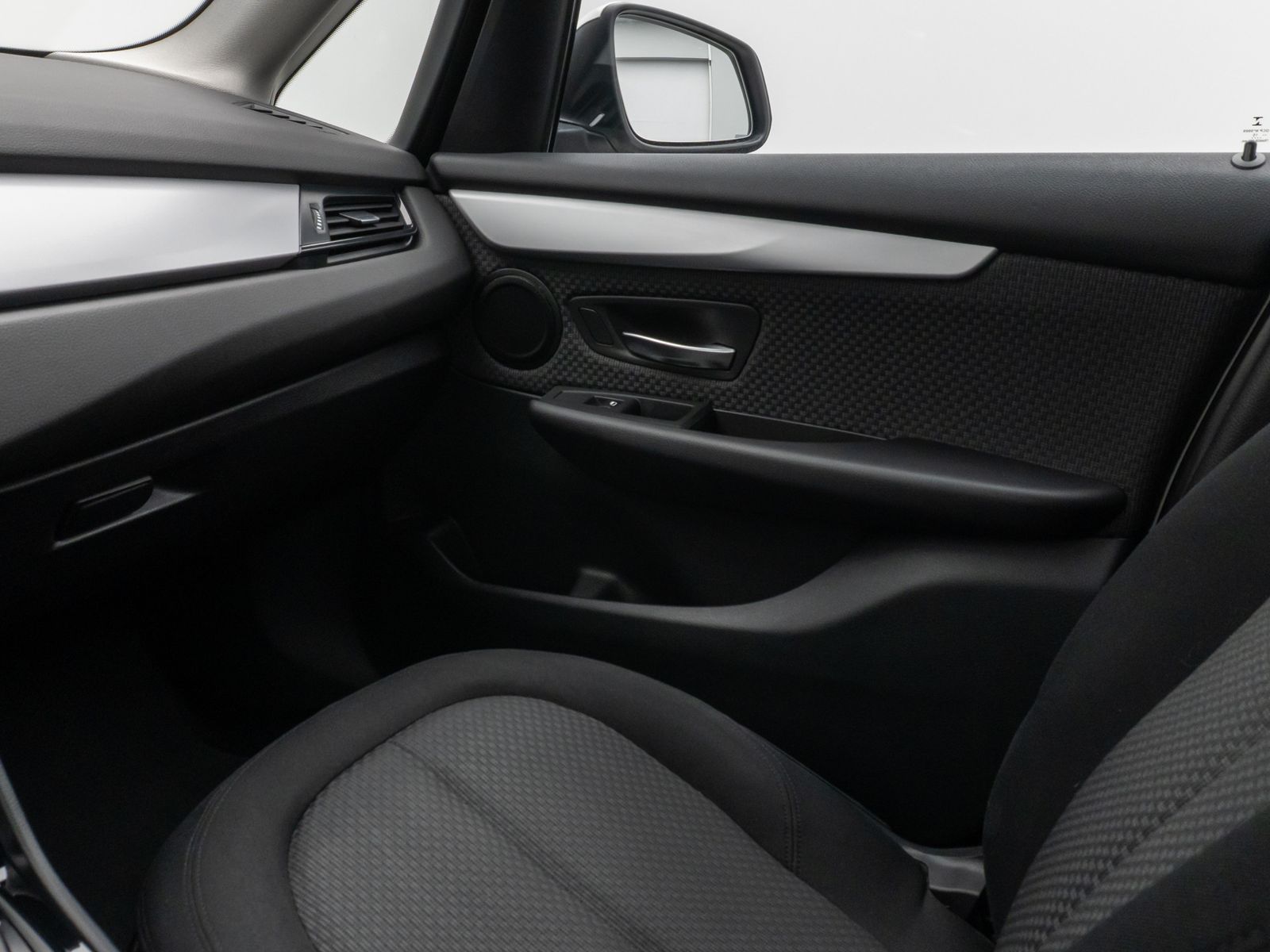 Fahrzeugabbildung BMW 218i Active Tourer Navi Sitzhz Geschwindigkeitsr