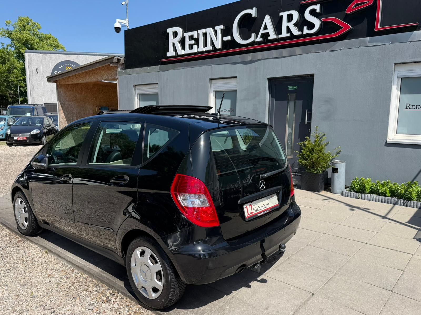 Daumennagel 4 - Mercedes-Benz A 180 Elegance/78TKM/PANO/AUTOM./TEMP/PDC/LEDER/