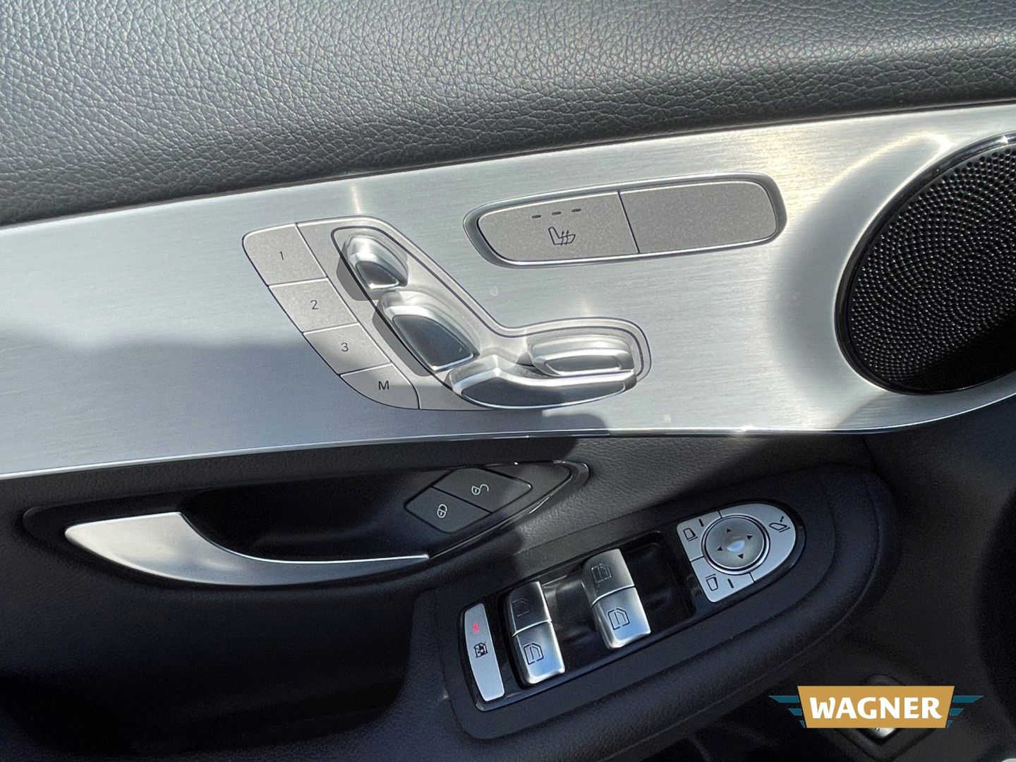 Fahrzeugabbildung Mercedes-Benz GLC 300 Sitzheizung Memory Sitze el.Heckklappe