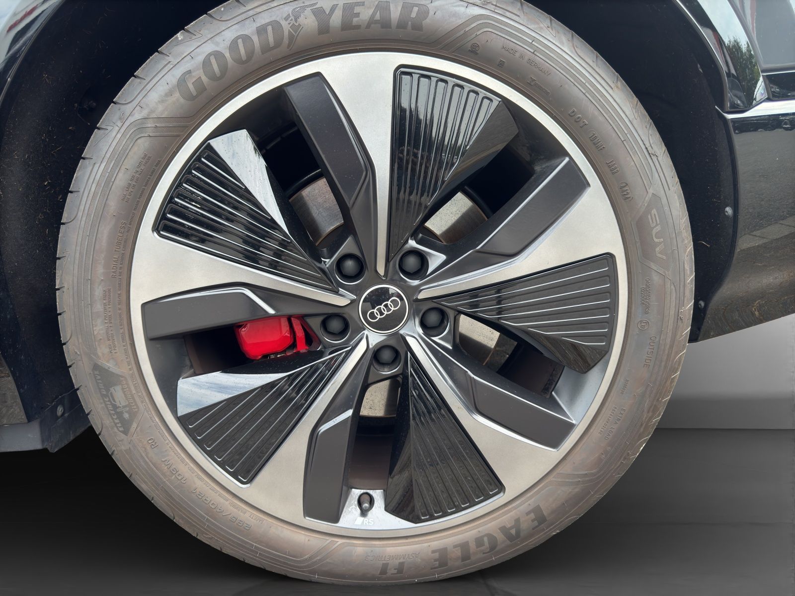 Audi SQ6 e-tron - Bild 8