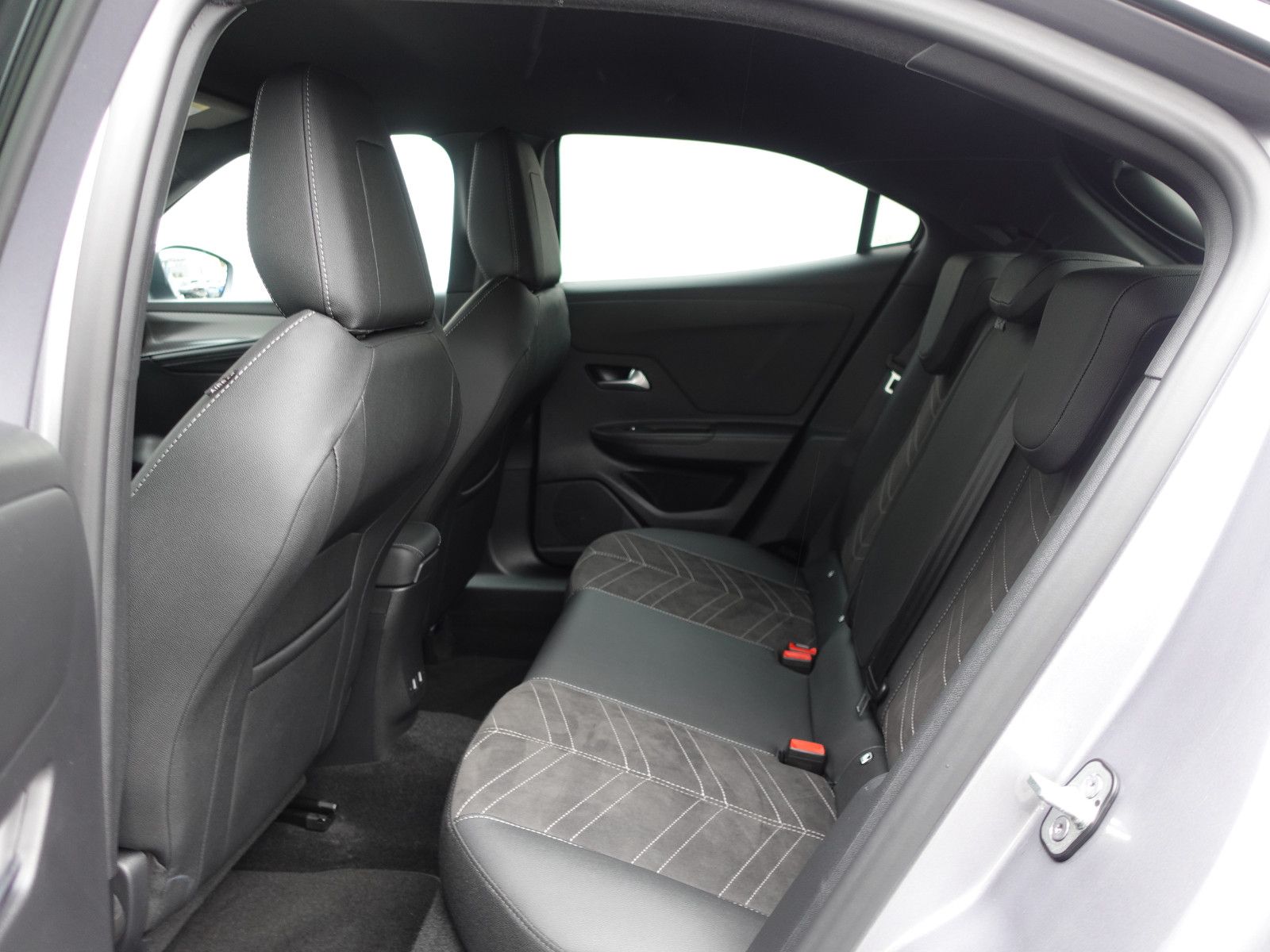 Fahrzeugabbildung Opel Mokka 1.2Turbo GS Automatik LED,Allwetter,Kamera