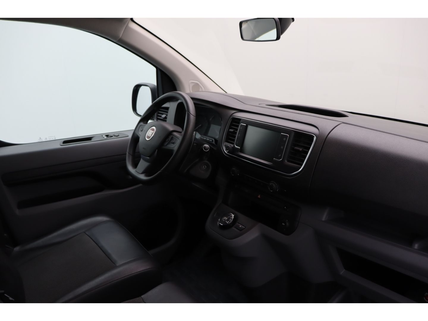 Fahrzeugabbildung Fiat Scudo L3 SX Automatik, AHK, Navi, Kamera,