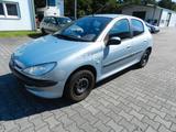 Peugeot 206 1.4 - gebrauchte Peugeot 206 aus dem Jahr 2001