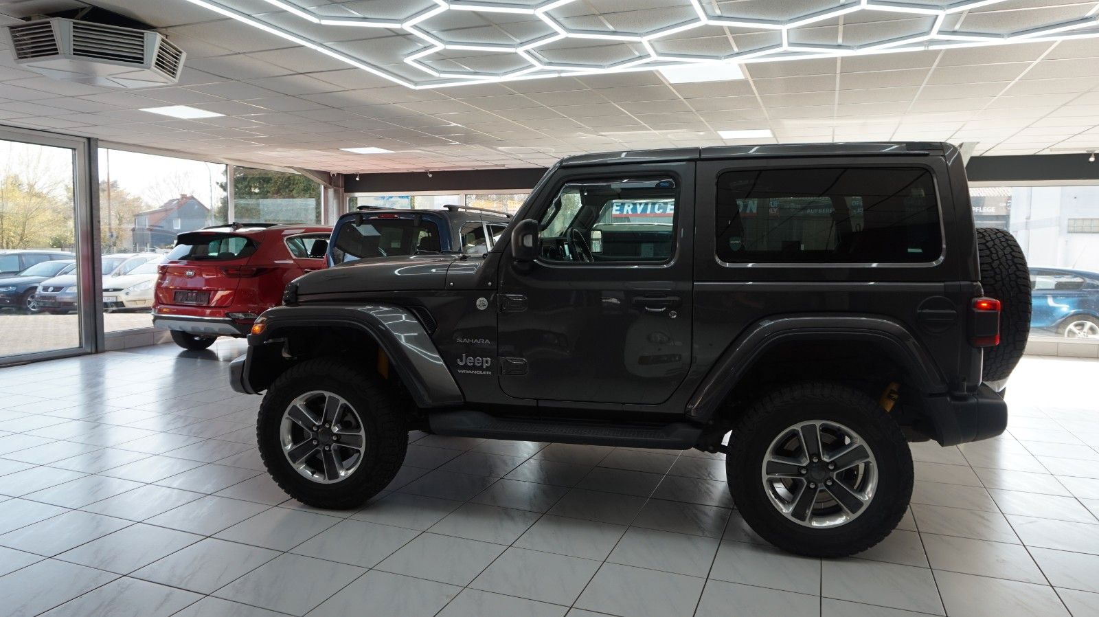Fahrzeugabbildung Jeep Wrangler Unlimited Sahara TÜV neu Cabrio