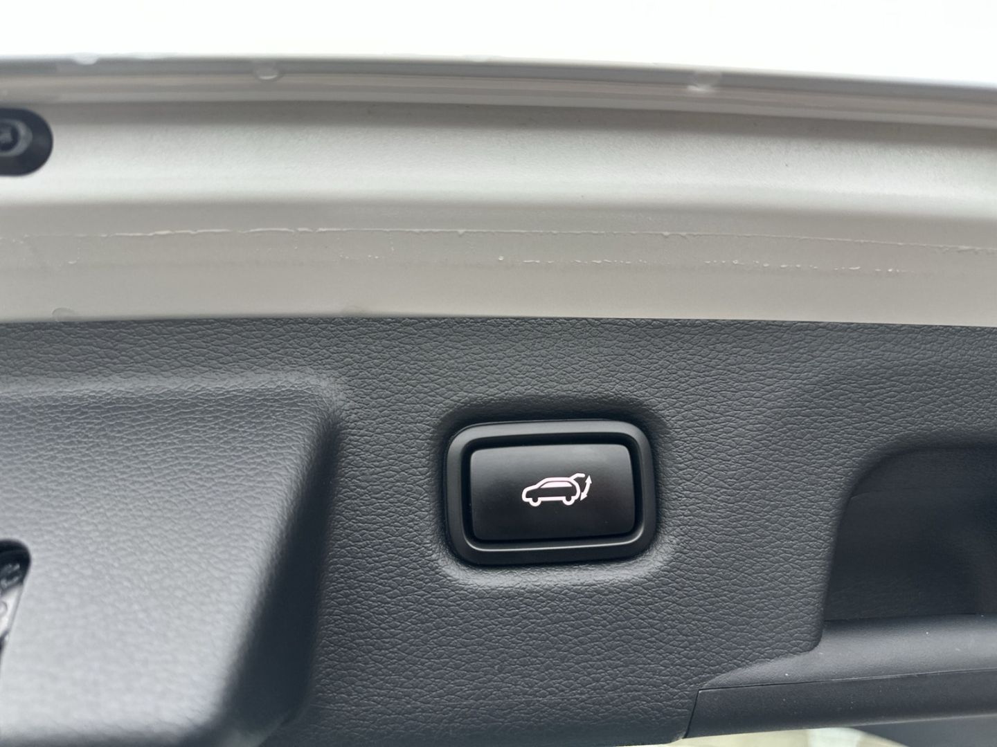 Fahrzeugabbildung Kia Ceed_sw Plug-in Hybrid Spirit 1.6 + El. Panodach