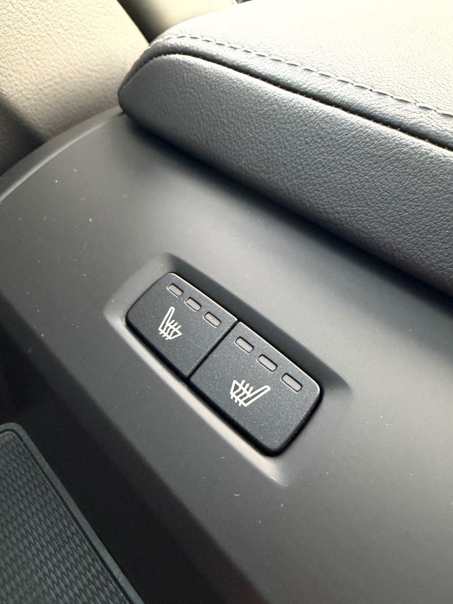 Volvo V60 B4 FWD Plus Dark #volvo #madebymerten foto 15