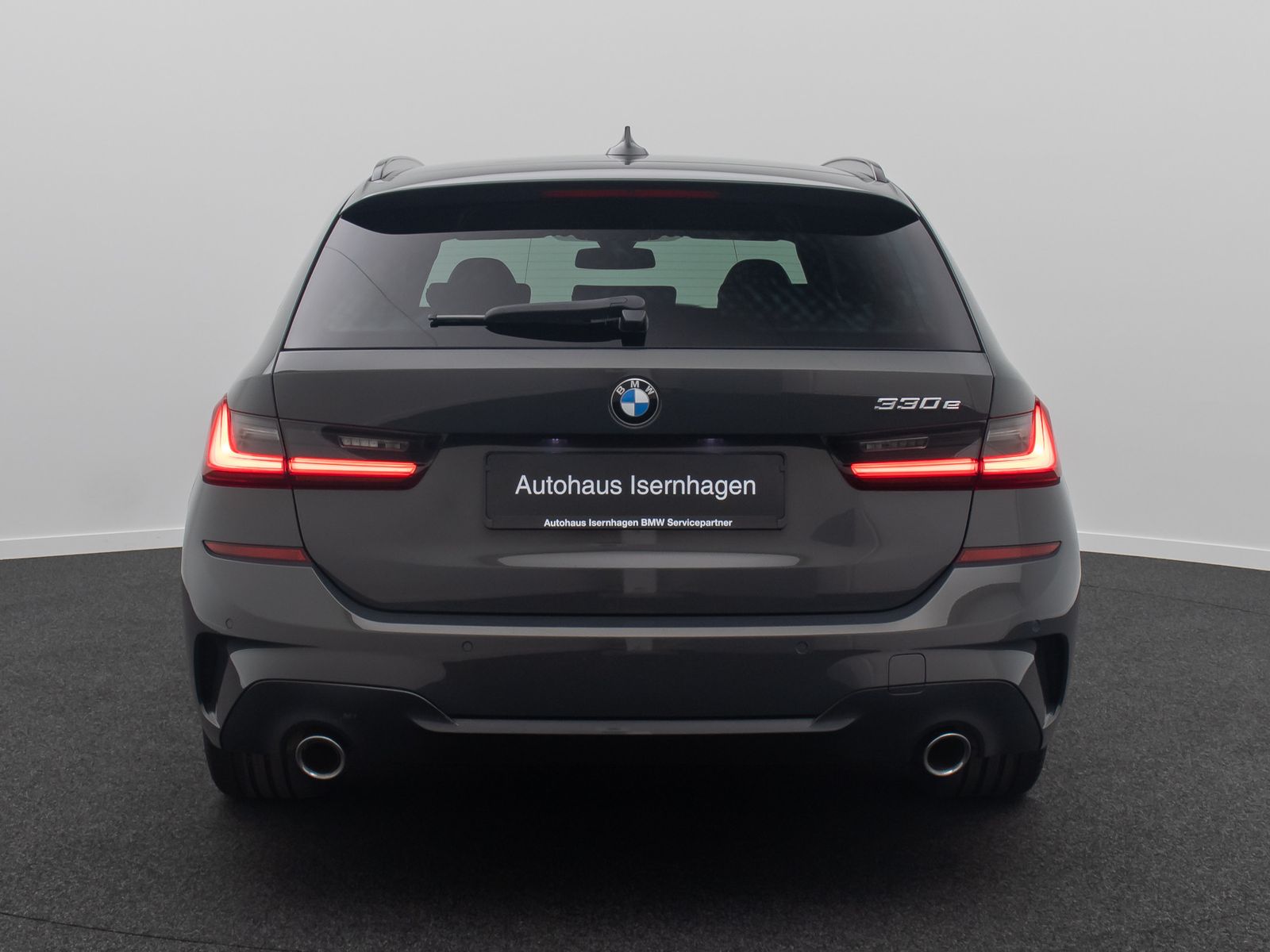 Fahrzeugabbildung BMW 330e M Sport DAB HiFi Komfort Individual 18Zoll