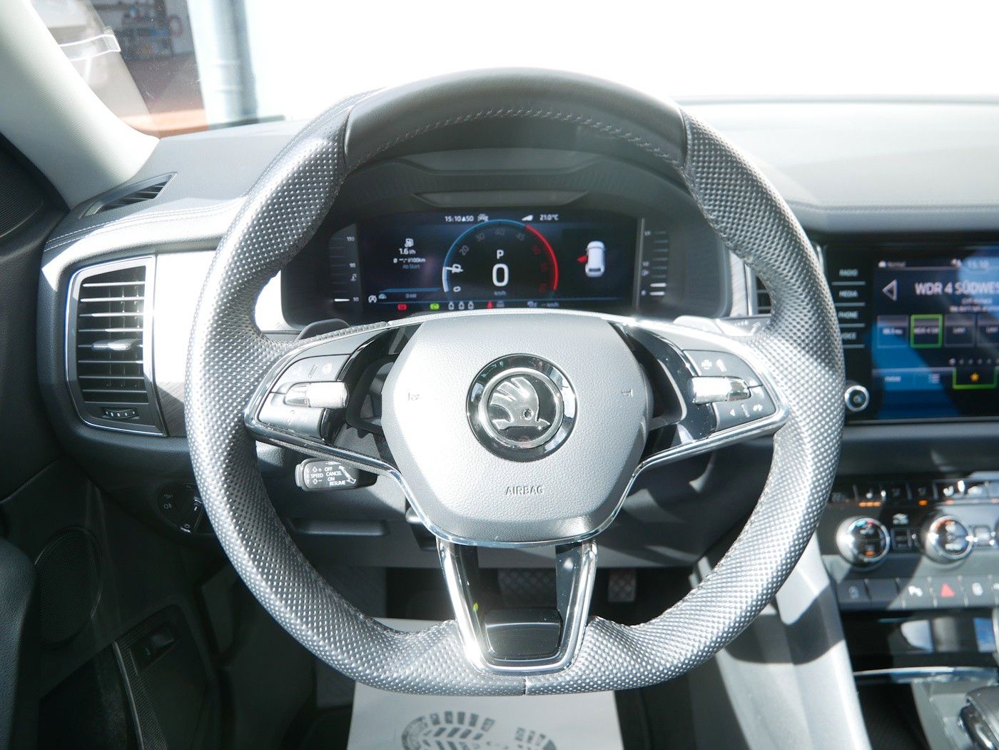 Fahrzeugabbildung SKODA Kodiaq 2.0 TDI STYLE DSG Kamera MATRIX SHZ+LHZ