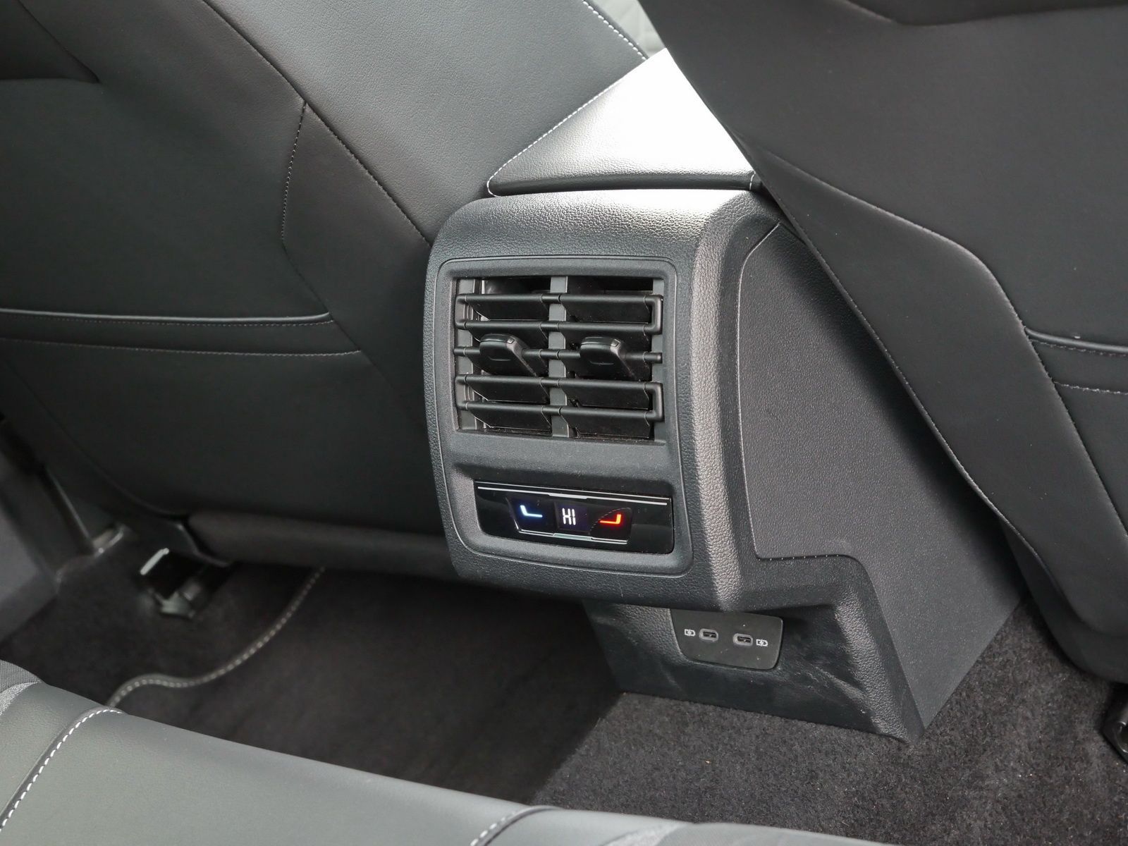 Volkswagen Golf - Bild 17