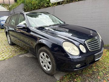 Mercedes E 200 - 3
