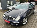 Mercedes-Benz E 240 Limo Avantgarde*XENON*PDC*SCHIEBED*2.HAND - gebrauchte Mercedes-Benz E 240 aus dem Jahr 2002