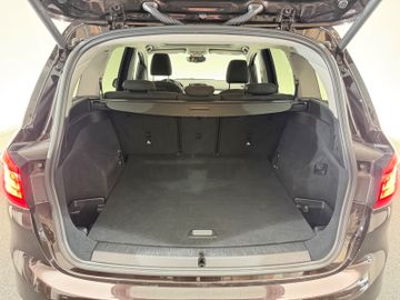 BMW 218 Gran Tourer - 10
