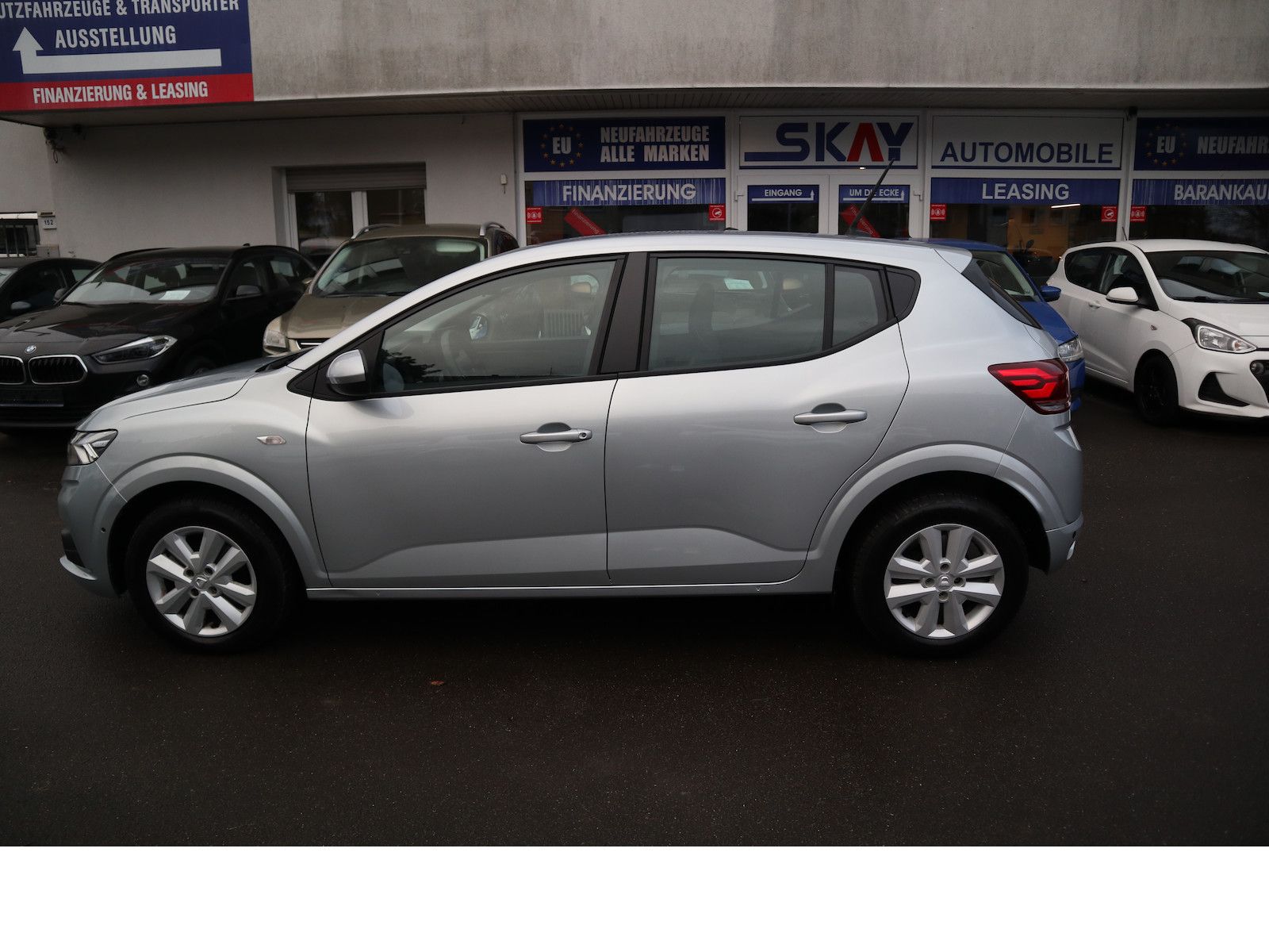 Fahrzeugabbildung Dacia Sandero Comfort Navi Tempo Scheckheftgepflegt