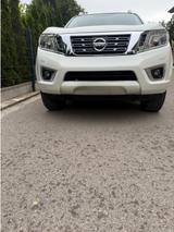 Nissan Navara - weiße Nissan Navara