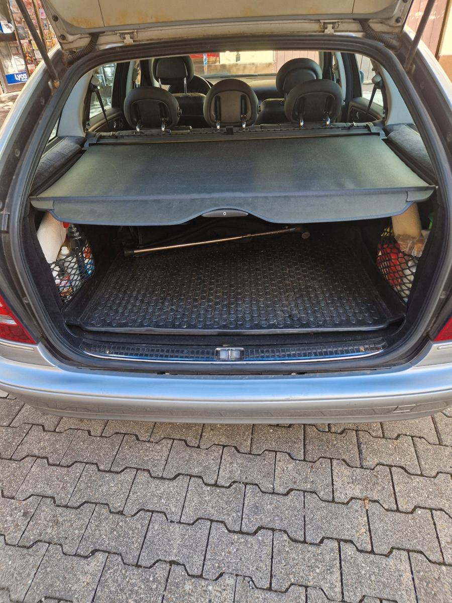 Mercedes-Benz C220 2005 — photo 15