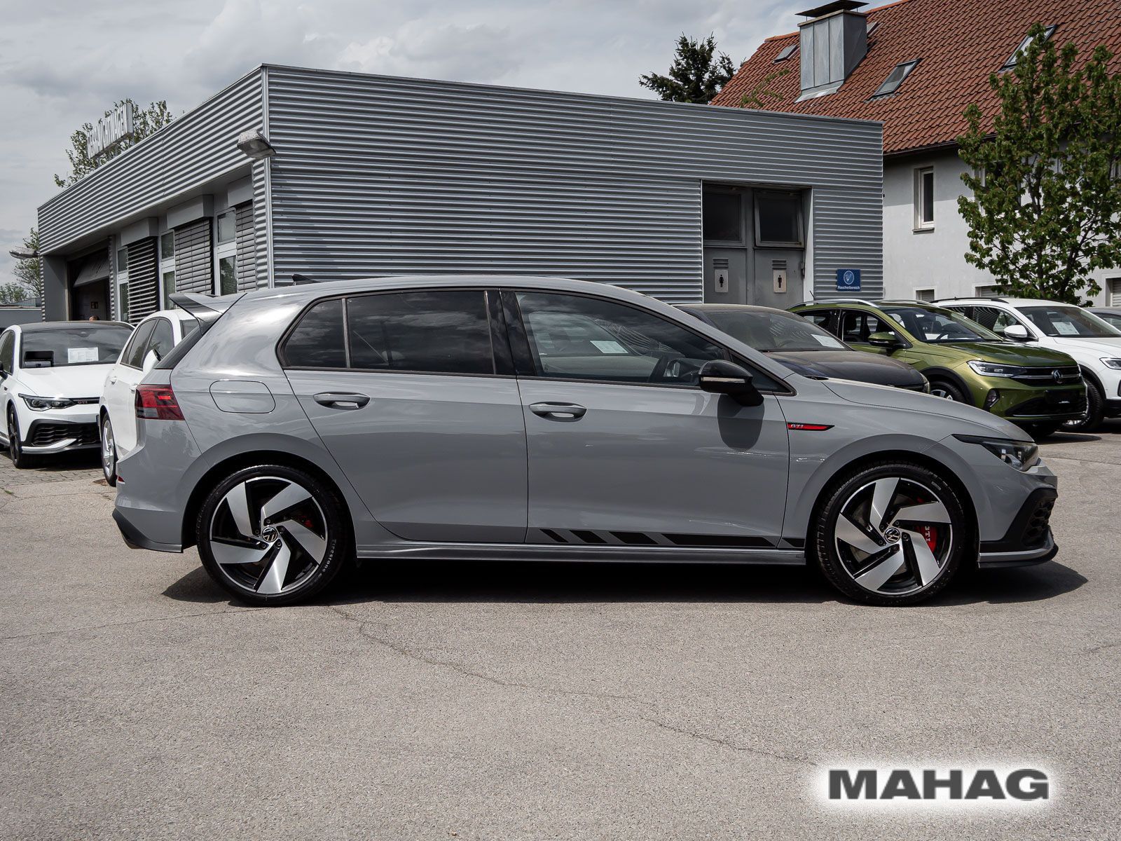 Volkswagen Golf VIII GTI Clubsport 2.0 TSI BlackStyle LED+ foto 6