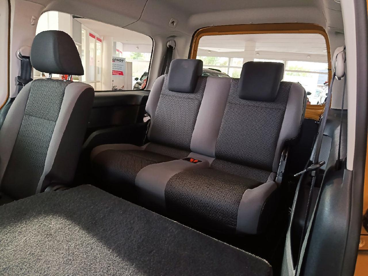 Volkswagen Caddy PKW Maxi Trendline*NAVI*KAM*ALLW*7-SITZER*