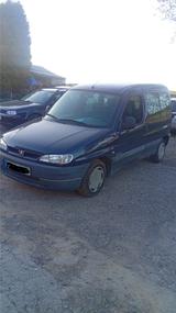 Peugeot Partner ( berlingo) viele neuteile - gebrauchte Peugeot Partner aus dem Jahr 2000