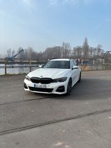 BMW Bmw 330d M-Paket /Gara. 2027/Laser/2.Hand/... - BMW 330 Kombi 330d m paket mit Diesel-Antrieb