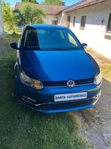 Volkswagen Polo V Highline  / PANO / NAVI / WR - Volkswagen Polo mit Diesel-Antrieb: Blau