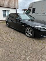 BMW 525d xDrive Touring M- Sportpaket  - BMW 525: 525d Sportpaket M