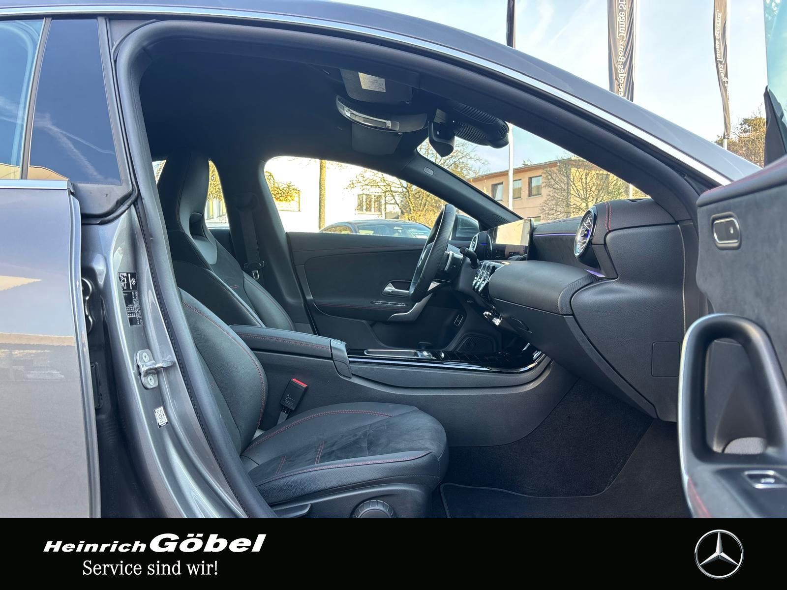 Fahrzeugabbildung Mercedes-Benz CLA 180 AMG-ADV.+ KAMERA WP VZA KLG AMBIENTEBEL