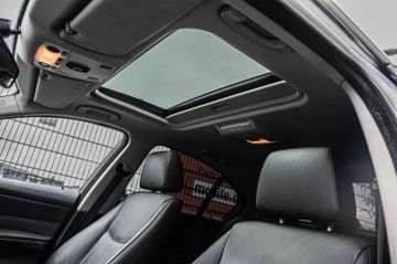 Fahrzeugabbildung BMW Lim. 330d xDrive  |LEDER|PDC|XENON|SHZ|