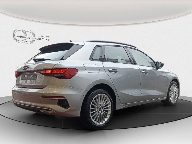 Fahrzeugabbildung Audi A3 35 2.0 TDI Sportback S-tronic  ACC+LED+NAVI+P