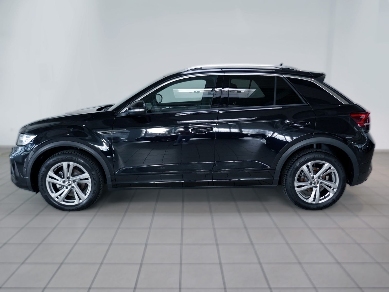 Fahrzeugabbildung Volkswagen T-Roc R-Line 1.5 TSI DSG | LED AHK RFK ACC