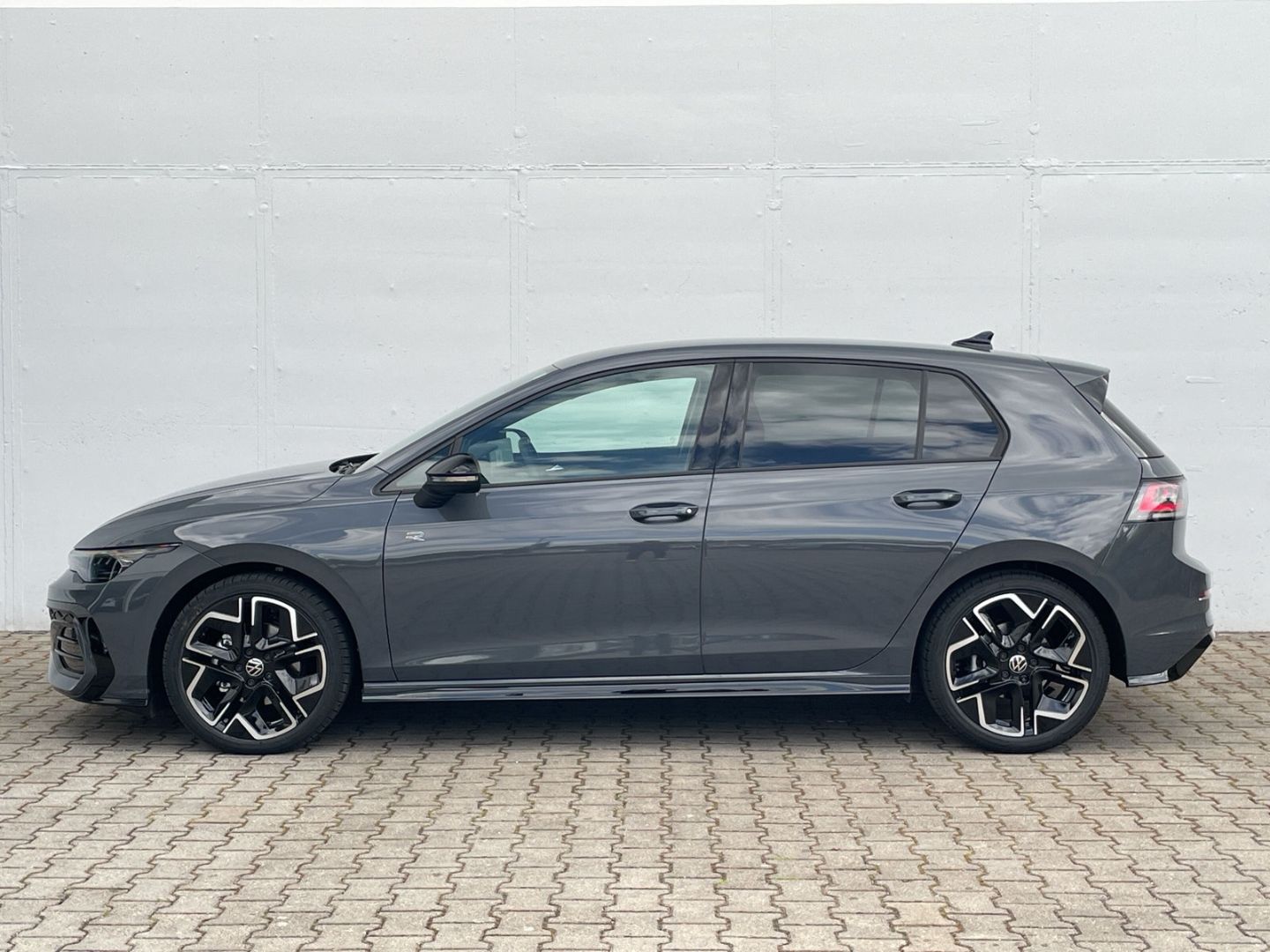 Golf VIII R-Line 2.0 TDI DSG Black Style Kamera